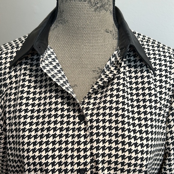 Lauren Ralph Lauren Tops - Lauren Ralph Lauren M Long Sleeve B/W Houndstooth Blouse w/ Vegan Leather Trim